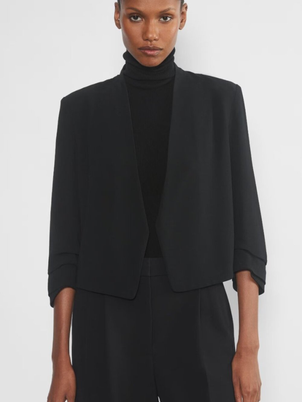 Aritzia Babaton Power Blazer in Black Size 8